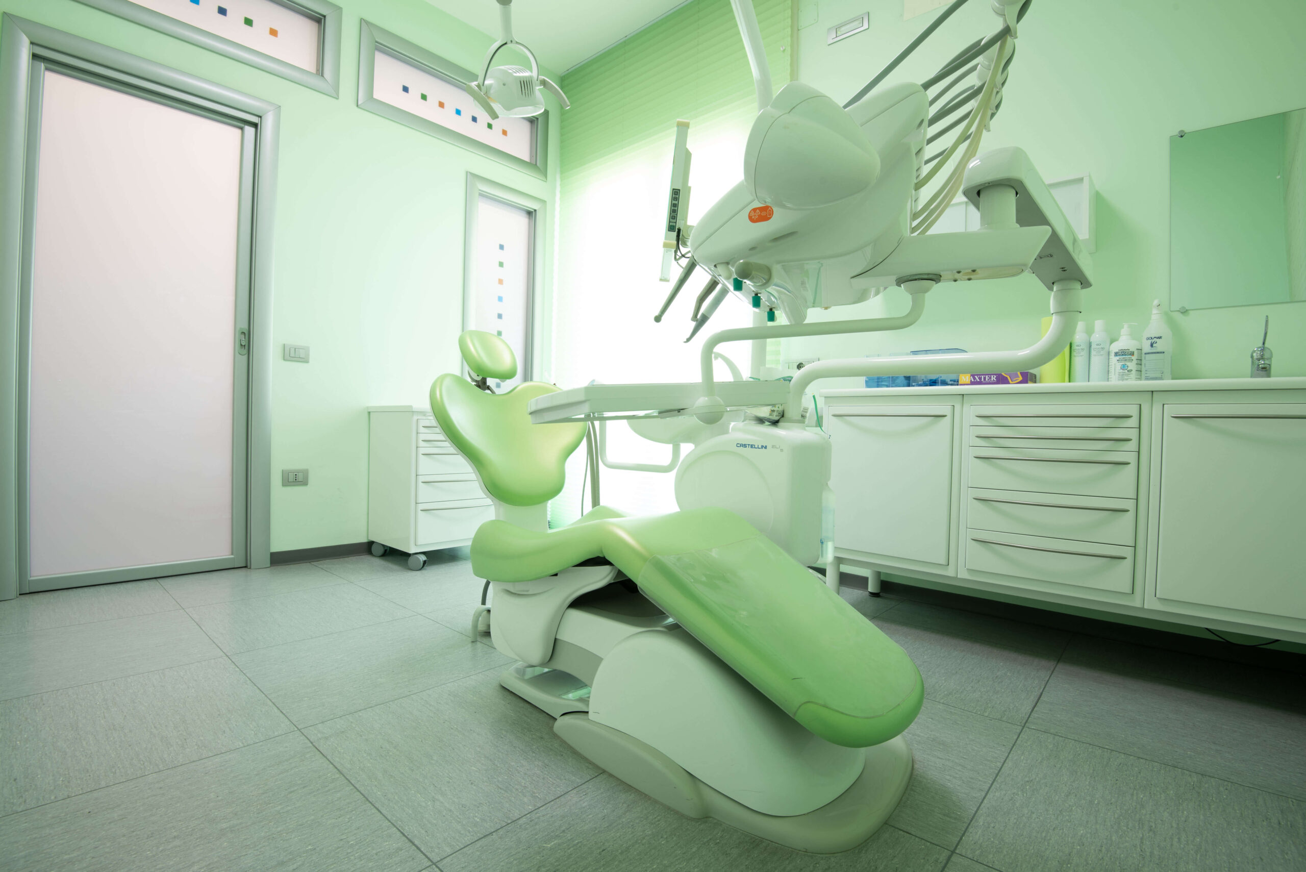 Studio dentistico Porcelli Ercolano (11)